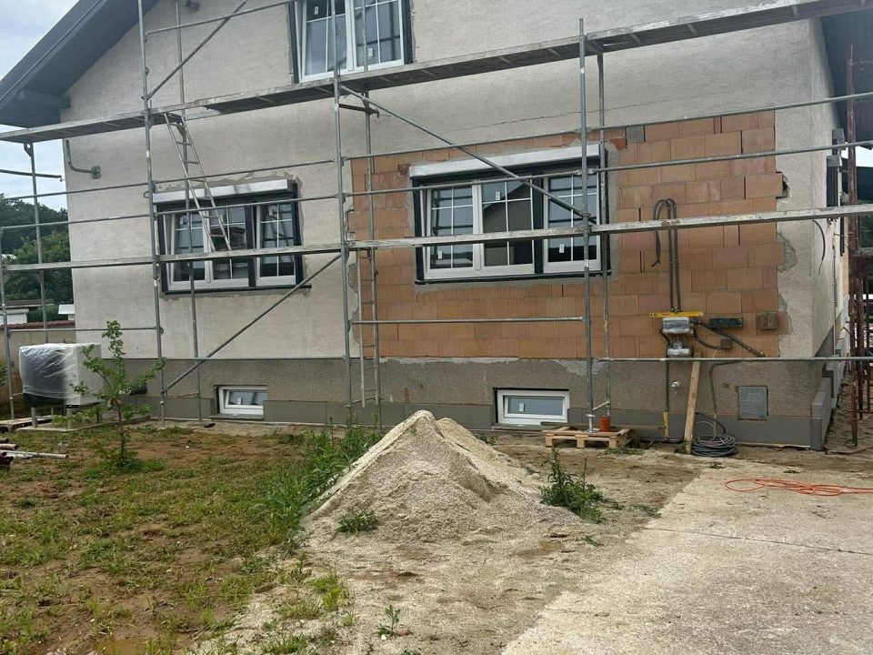 0c3aa237-2903-4ba2-a885-9989b68d5c3a