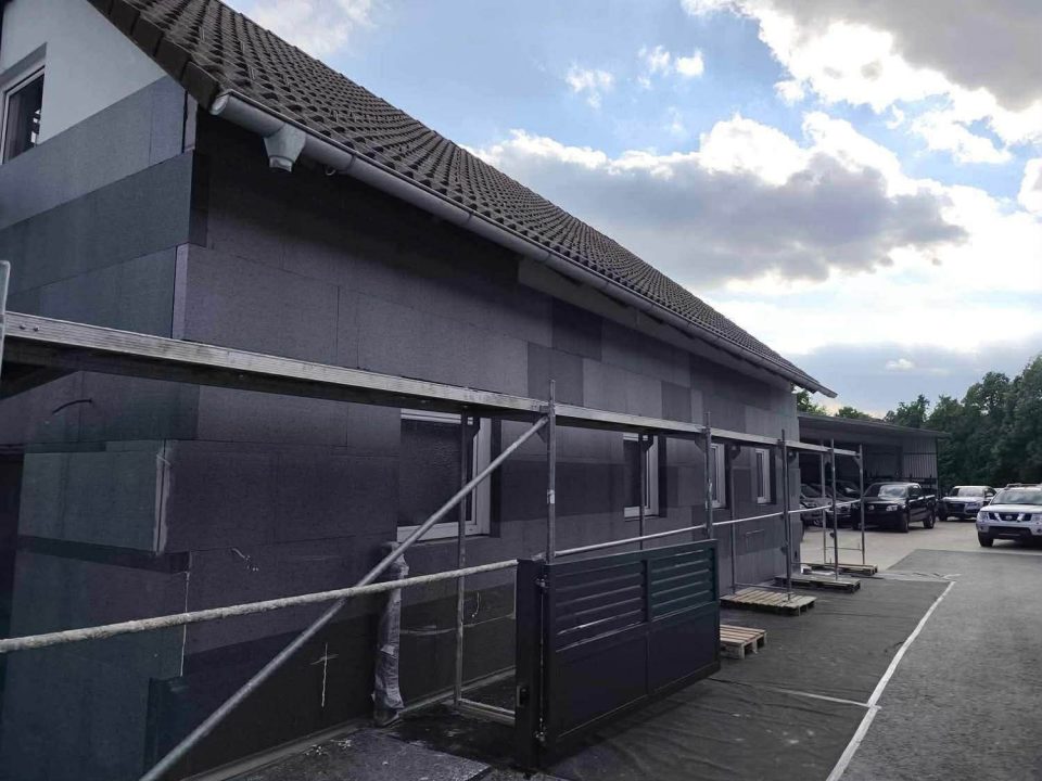 20f1651f-2fcd-4883-8079-bc5a34d10311