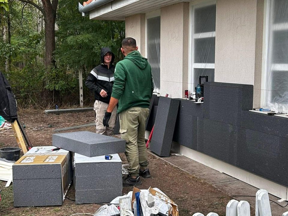 cd36b9b2-9e18-4615-92d6-131972bef2ae